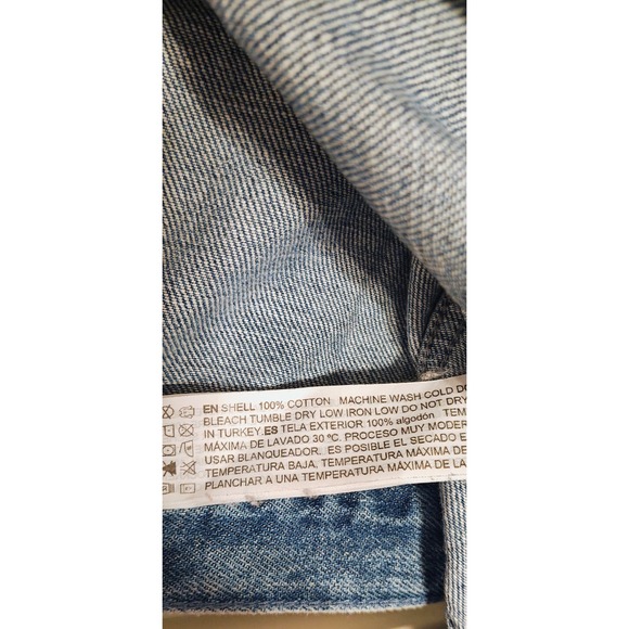 Forever 21 Denim Jacket Cropped Acid Wash Jean Jacket - Picture 6 of 6